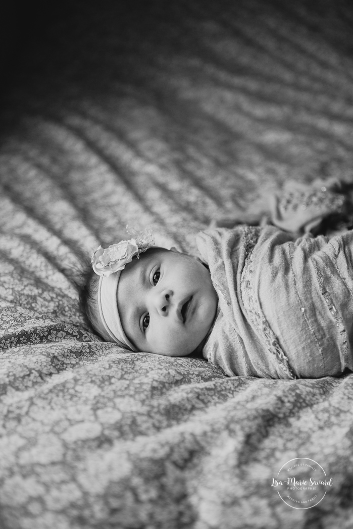 In-home lifestyle newborn session. Newborn session at home. In-home family session. Family session at home. Newborn session ideas. Newborn photos ideas. Séance nouveau-né lifestyle à Villeray. Photographe nouveau-né Montréal. Montreal newborn photographer. Lifestyle newborn session in Villeray | Lisa-Marie Savard Photographie | Montréal, Québec | www.lisamariesavard.com