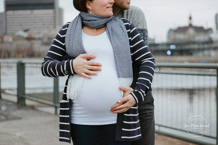 Urban maternity photos in the Old Montreal. Photos de maternité dans le Vieux-Montréal