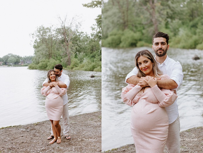 Maternity photos next to river. Maternity session by waterfront. Maternity photos with toddler. Maternity session little boy. Séance maternité à la Berge des Baigneurs à Laval. Photographe de maternité à Laval. Laval maternity photographer.