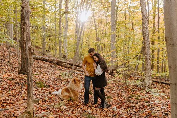 Photographe de couple à Montréal. Séance photo de fiançailles à Montréal. Photos de couple à Montréal. Montreal engagement photographer. Montreal engagement session. Montreal engagement photos.