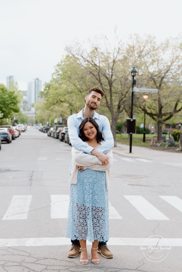 Spring engagement photos. Urban engagement photos. Downtown engagement photos. Portrait de couple à Montréal. Photographe de fiançailles à Montréal. Montreal engagement photos. Montreal engagement photographer. Canal de Lachine Petite Bourgogne.