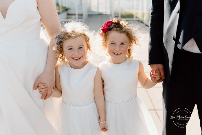 Wedding photos with children. Rooftop wedding photos. Cityscape wedding photos. Mariage à Montréal au Livart. Montreal wedding at Le Livart. Photographe de mariage à Montréal. Montreal wedding photographer.