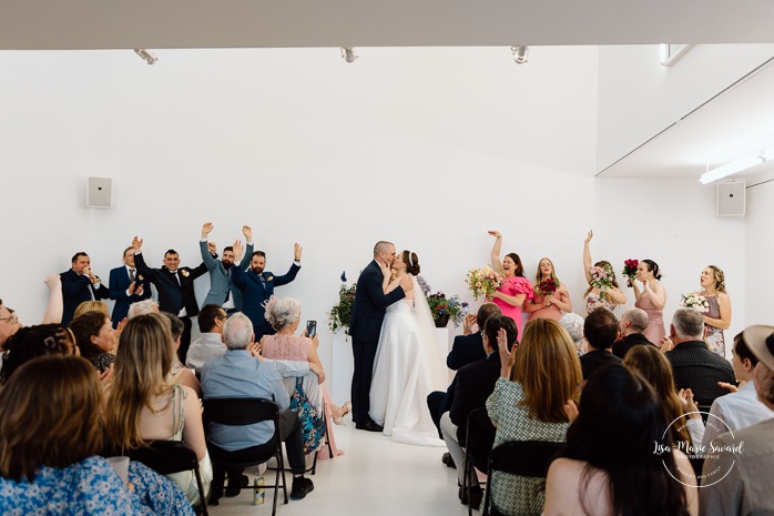 Art gallery wedding. Mariage à Montréal au Livart. Montreal wedding at Le Livart. Photographe de mariage à Montréal. Montreal wedding photographer.