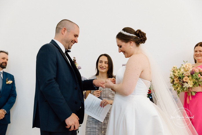 Art gallery wedding. Mariage à Montréal au Livart. Montreal wedding at Le Livart. Photographe de mariage à Montréal. Montreal wedding photographer.