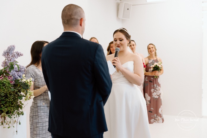 Art gallery wedding. Mariage à Montréal au Livart. Montreal wedding at Le Livart. Photographe de mariage à Montréal. Montreal wedding photographer.