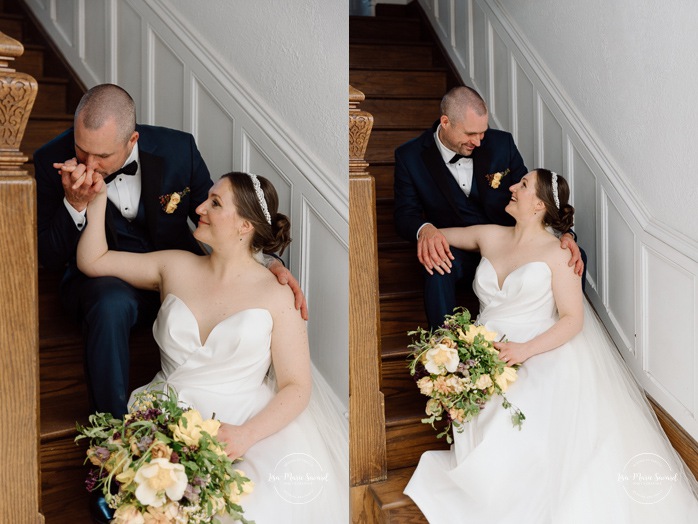 Wedding photos inside art gallery. Art gallery wedding. Mariage à Montréal au Livart. Montreal wedding at Le Livart. Photographe de mariage à Montréal. Montreal wedding photographer.