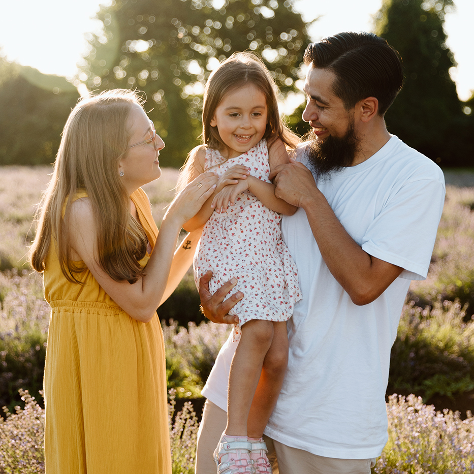 Photographe de famille à Montréal. Photo de famille à Montréal. Séance familiale à Montréal. Montreal family photographer. Montreal family photos. Montreal family session.