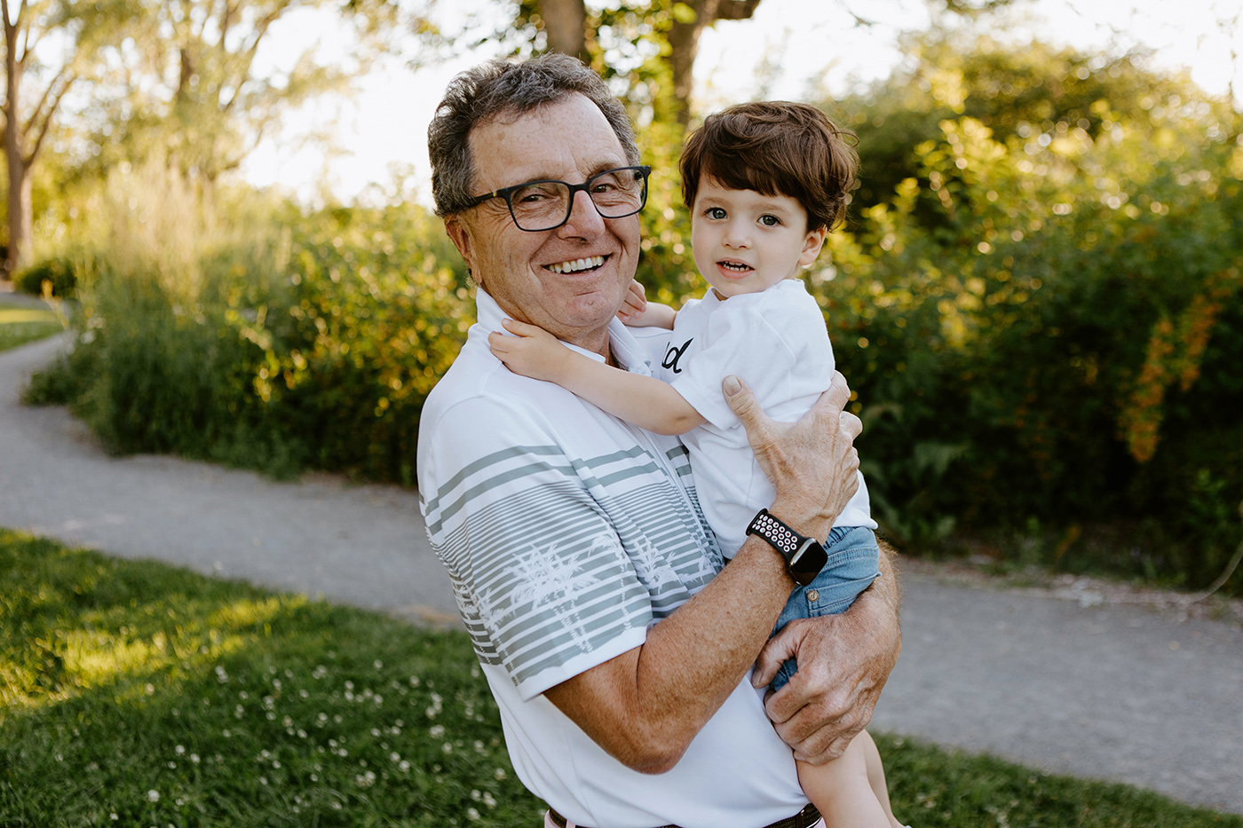 Photographe de famille à Montréal. Photo de famille à Montréal. Séance familiale à Montréal. Montreal family photographer. Montreal family photos. Montreal family session.