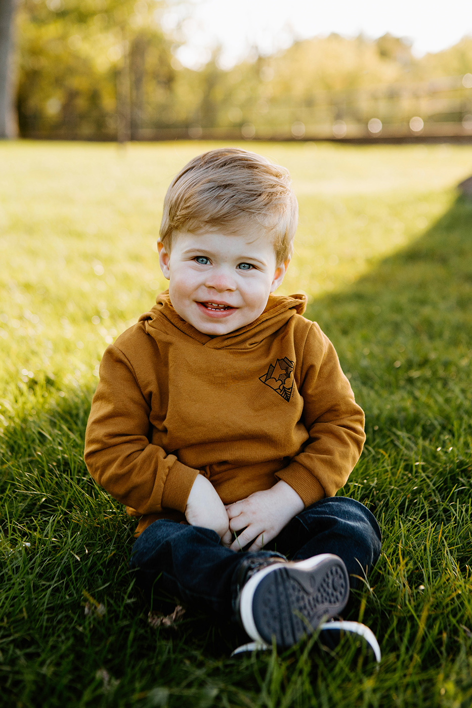 Photographe de famille à Montréal. Photo de famille à Montréal. Séance familiale à Montréal. Montreal family photographer. Montreal family photos. Montreal family session.