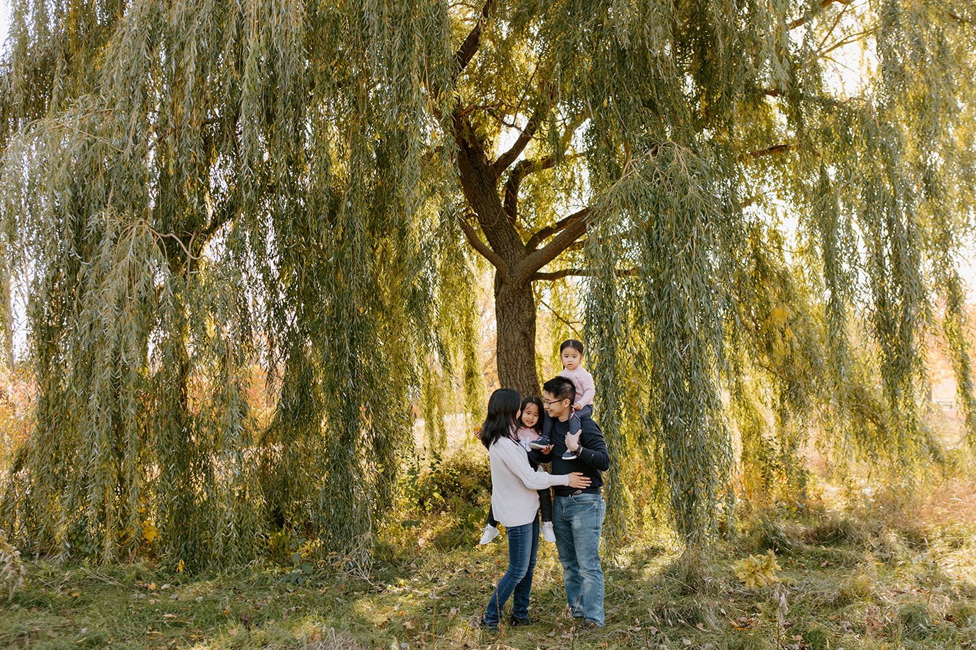 Photographe de famille à Montréal. Photo de famille à Montréal. Séance familiale à Montréal. Montreal family photographer. Montreal family photos. Montreal family session.