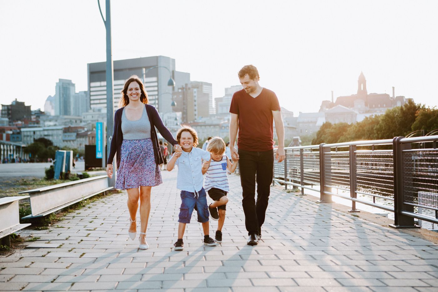 Photographe famille à Montréal. Séance photo famille à Montréal. Photographe lifestyle Montréal. Photographe enfant Montréal. Photographe Smash the Cake Smash Montréal. Séance photo Smash the Cake à Montréal. Montreal family photographer. Montreal Smash the Cake Smash photographer. Montreal family photoshoot. Montreal children photoshoot. Montreal lifestyle photographer. Montreal Smash the Cake photoshoot | Lisa-Marie Savard Photographie | Montréal, Québec | www.lisamariesavard.com