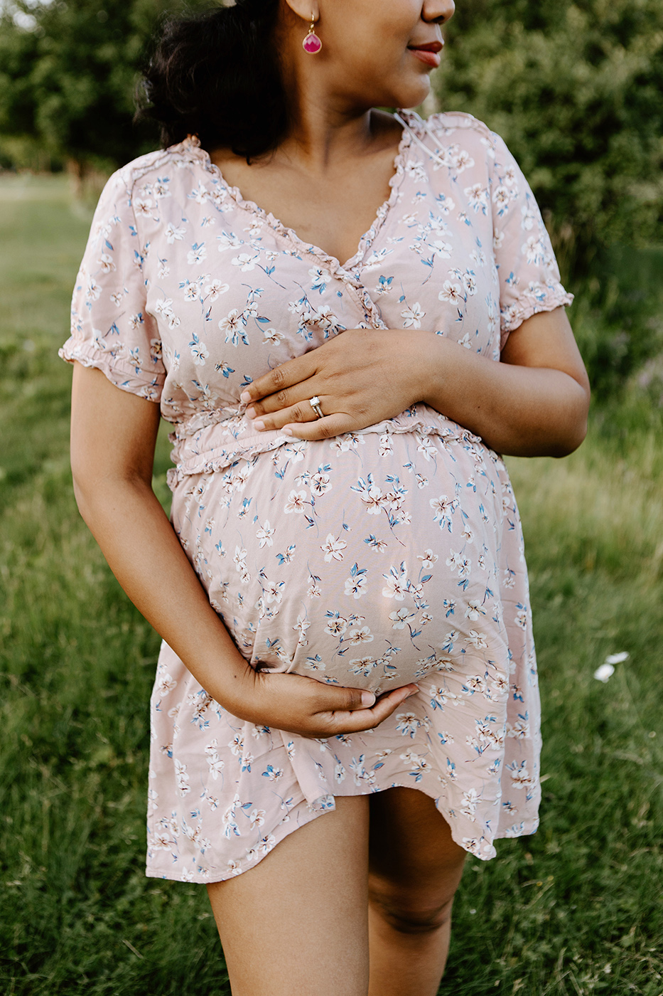 Photographe de maternité à Montréal. Photo de maternité à Montréal. Séance maternité à Montréal. Montreal maternity photographer. Montreal maternity photos. Montreal maternity session.