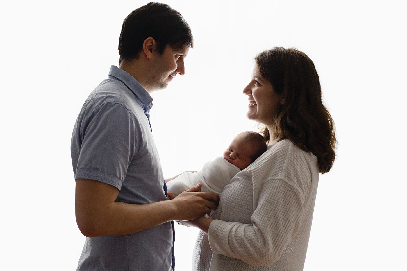 Photographe de nouveau-né à Montréal. Photo de nouveau-né en studio à Montréal. Séance nouveau-né à Montréal. Montreal newborn photographer. Montreal in-studio newborn photos. Montreal newborn session.