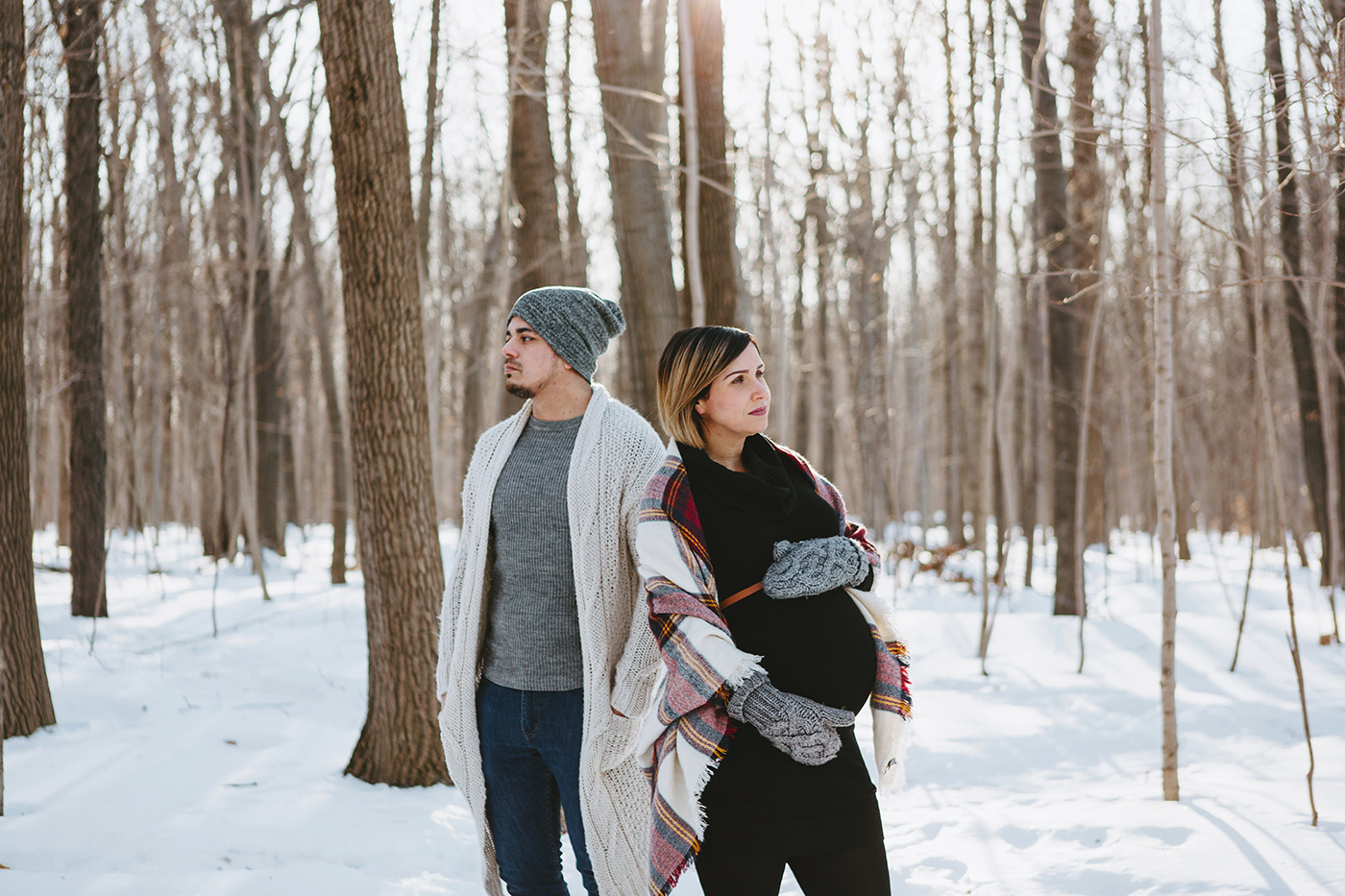 Photographe de maternité à Montréal. Séance photo maternité à Montréal. Photographe lifestyle Montréal. Photographe grossesse Montréal. Montreal maternity photographer. Montreal pregnancy photographer. Montreal maternity photoshoot. Montreal pregnancy photoshoot. Montreal lifestyle photographer