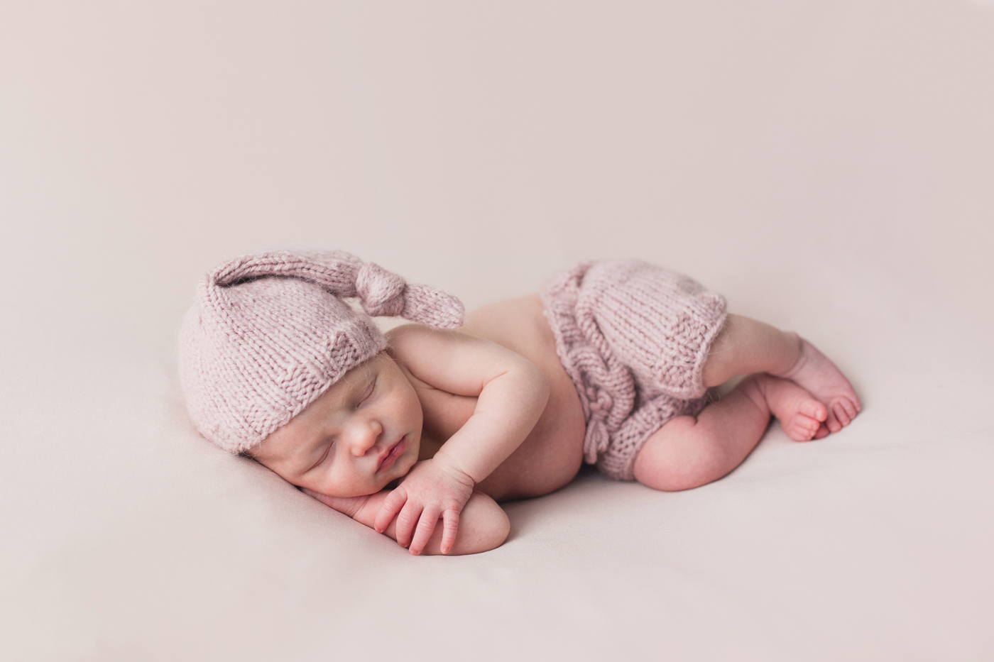 Bébé Kiera - Photos de nouveau-né à Verdun en studio