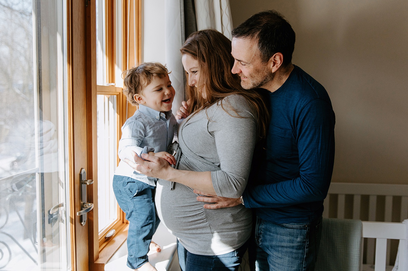 Photographe de famille à Montréal. Séance photo familiale à Montréal. Photos de famille à Montréal. Montreal family photographer. Montreal family photoshoot. Montreal family photos.