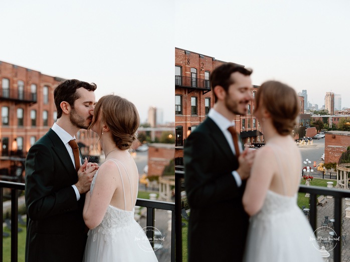 Urban wedding photo. Downtown wedding photos. Romantic wedding photos. Mariage à l'Ambroiserie à Montréal. Photographe de mariage à Montréal. Montreal wedding photographer. Photographe Petite-Bourgogne. Photographe Saint-Henri.