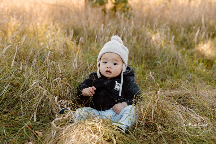 Fall family photos. Colorful fall family session. Mini séance d'automne à Montréal. Photos de famille en automne à Montréal. Montreal fall mini session. Montreal fall family photos.