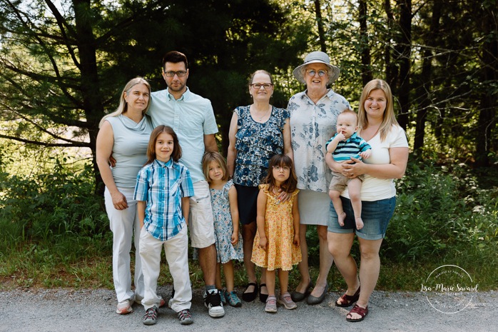 Photographe de famille à Montréal. Séance photo famille Montréal. Photos d'enfants Montréal. Montreal family photographer. Montreal family photoshoot. Montreal family photos.