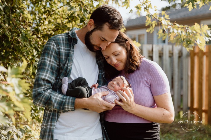 Photographe de nouveau-né à Montréal. Séance photo nouveau-né Montréal. Photos bébé naissant Montréal. Montreal newborn photographer. Montreal newborn photoshoot. Montreal baby photos.