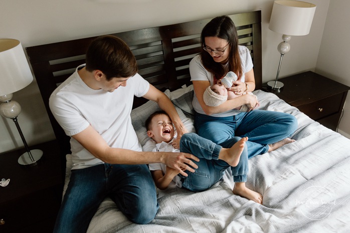 Photographe de nouveau-né à Montréal. Séance photo nouveau-né Montréal. Photos bébé naissant Montréal. Montreal newborn photographer. Montreal newborn photoshoot. Montreal baby photos.