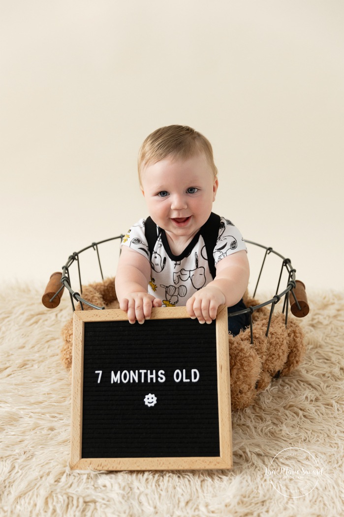 Photographe de bébé à Montréal. Séance photo milestone à Montréal. Photos bébé Montréal. Montreal baby photographer. Montreal milestone photoshoot. Montreal baby photos.