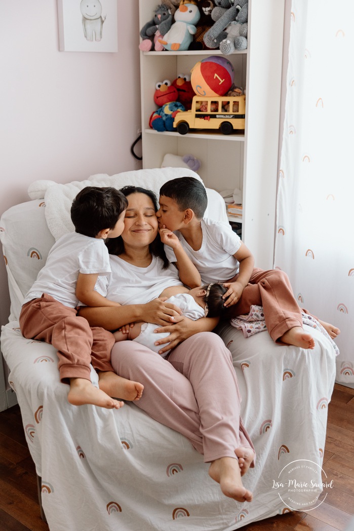 Photographe de nouveau-né à Montréal. Séance photo nouveau-né Montréal. Photos bébé naissant Montréal. Montreal newborn photographer. Montreal newborn photoshoot. Montreal baby photos.