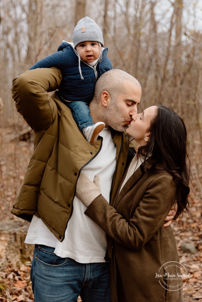 Photographe de famille à Montréal. Séance photo famille Montréal. Photos d'enfants Montréal. Montreal family photographer. Montreal family photoshoot. Montreal family photos.