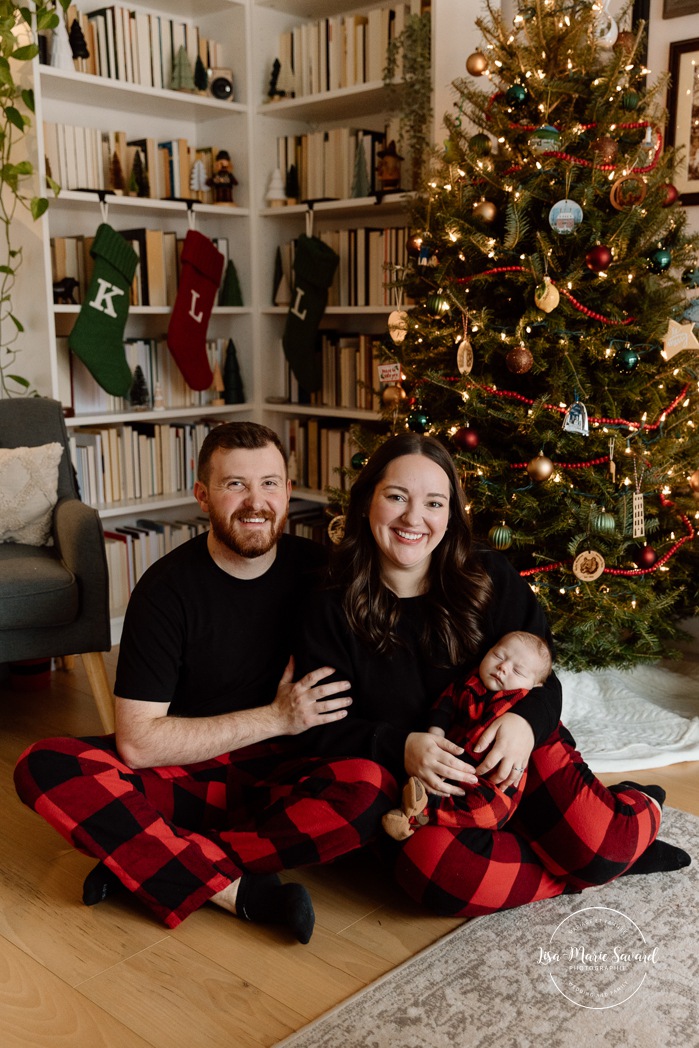 Photographe de nouveau-né à Montréal. Séance photo nouveau-né Montréal. Photos bébé naissant Montréal. Montreal newborn photographer. Montreal newborn photoshoot. Montreal baby photos.