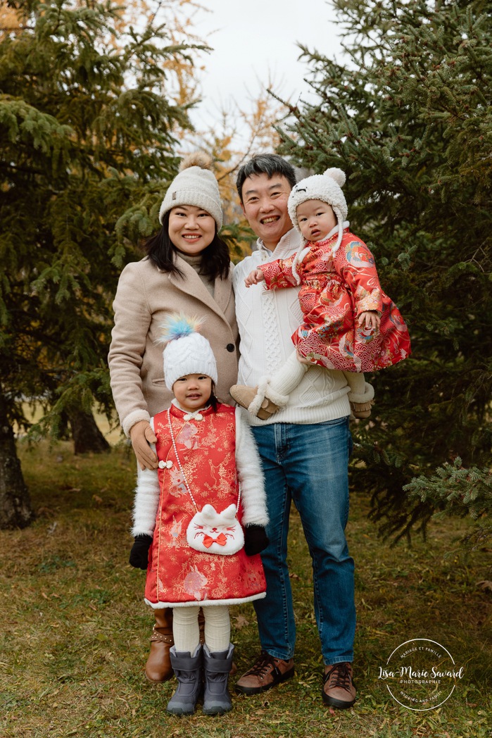 Photographe de famille à Montréal. Séance photo famille Montréal. Photos d'enfants Montréal. Montreal family photographer. Montreal family photoshoot. Montreal family photos.