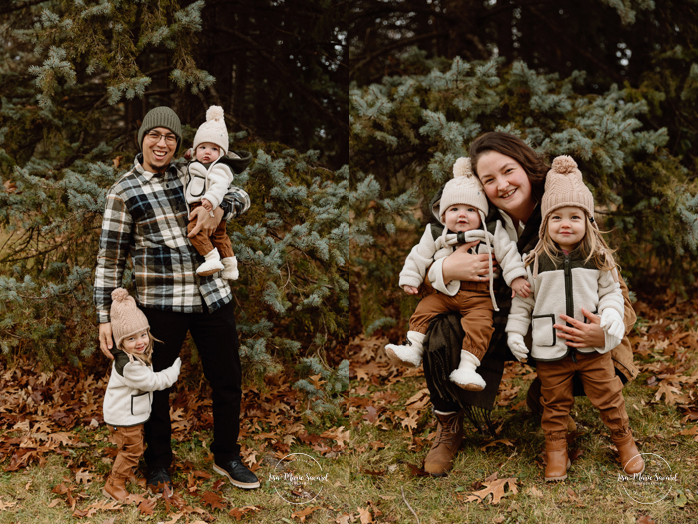 Outdoor Christmas mini sessions. Christmas tree farm mini sessions. Winter family photos. Mini séances des Fêtes 2024. Mini séances dans la neige à Montréal. Montreal Holiday mini sessions.