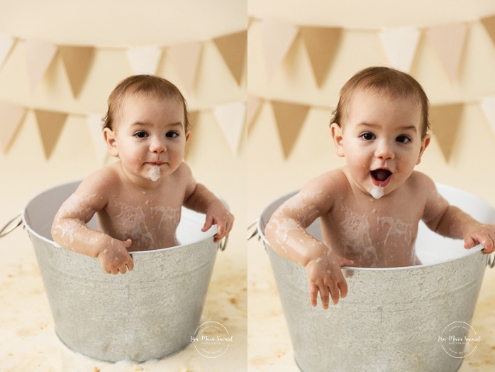 Smash the Cake for little boys. Masculine Smash the Cake ideas. Simple Smash the Cake ideas. Minimalist Smash the Cake photos. Photographe de Cake Smash pour garçon à Montréal. Photographe Cake Smash Montréal. Montreal Smash the Cake photographer. Montreal Cake Smash photographer.