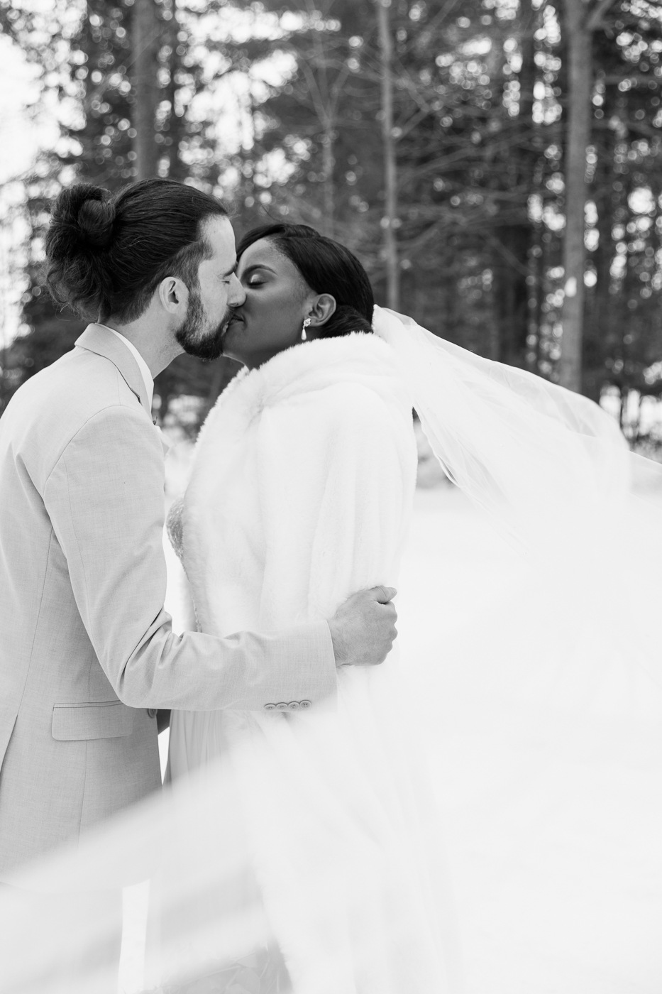 Photographe de mariage à Montréal. Photographe mariage Montérégie. Photographe mariage Laurentides. Montreal wedding photographer. South Shore wedding photographer. North Shore wedding photographer.
