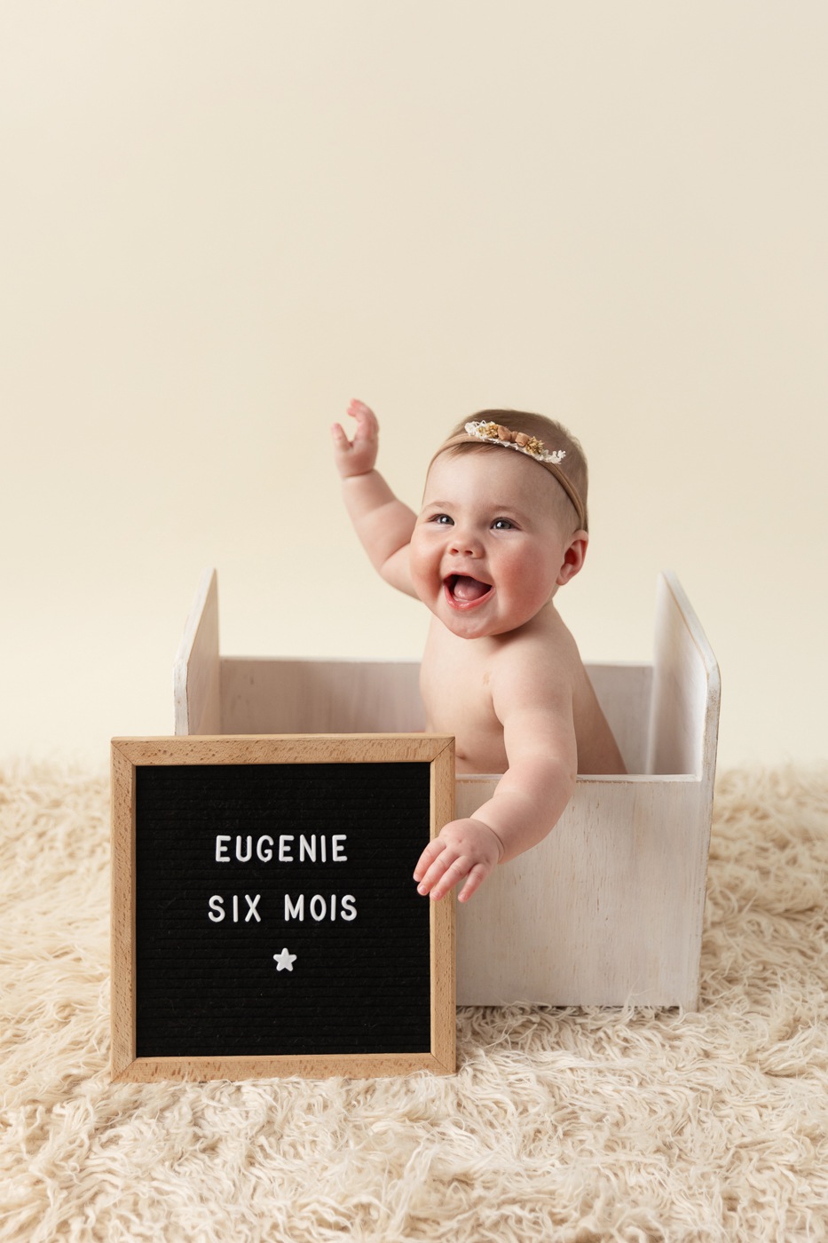 Photographe bébé à Montréal. Photographe bébé six mois Montréal. Séance photo milestone à Montréal. Montreal baby photographer. Montreal six month old baby photographer. Montreal milestone session.