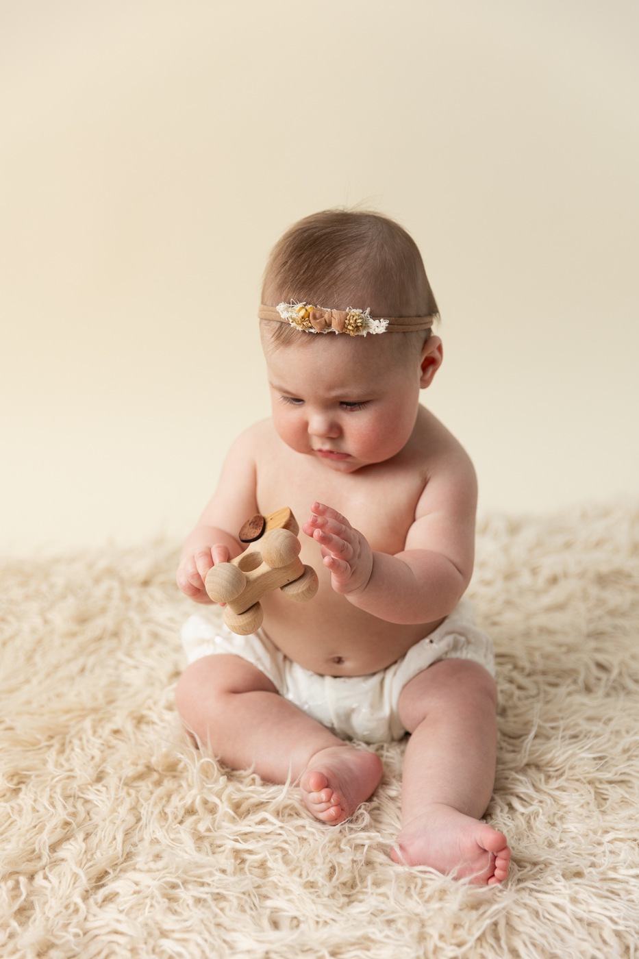 Photographe bébé à Montréal. Photographe bébé six mois Montréal. Séance photo milestone à Montréal. Montreal baby photographer. Montreal six month old baby photographer. Montreal milestone session.