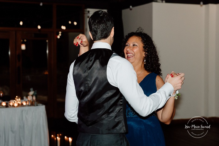 Mother of the groom first dance photos. Mariage au Grand Lodge Mont-Tremblant. Photographe de mariage à Mont-Tremblant. Grand Lodge Mont-Tremblant wedding. Mont Tremblant wedding photographer.