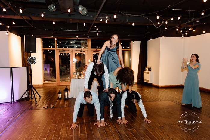 Wedding reception game ideas. Mariage au Grand Lodge Mont-Tremblant. Photographe de mariage à Mont-Tremblant. Grand Lodge Mont-Tremblant wedding. Mont Tremblant wedding photographer.