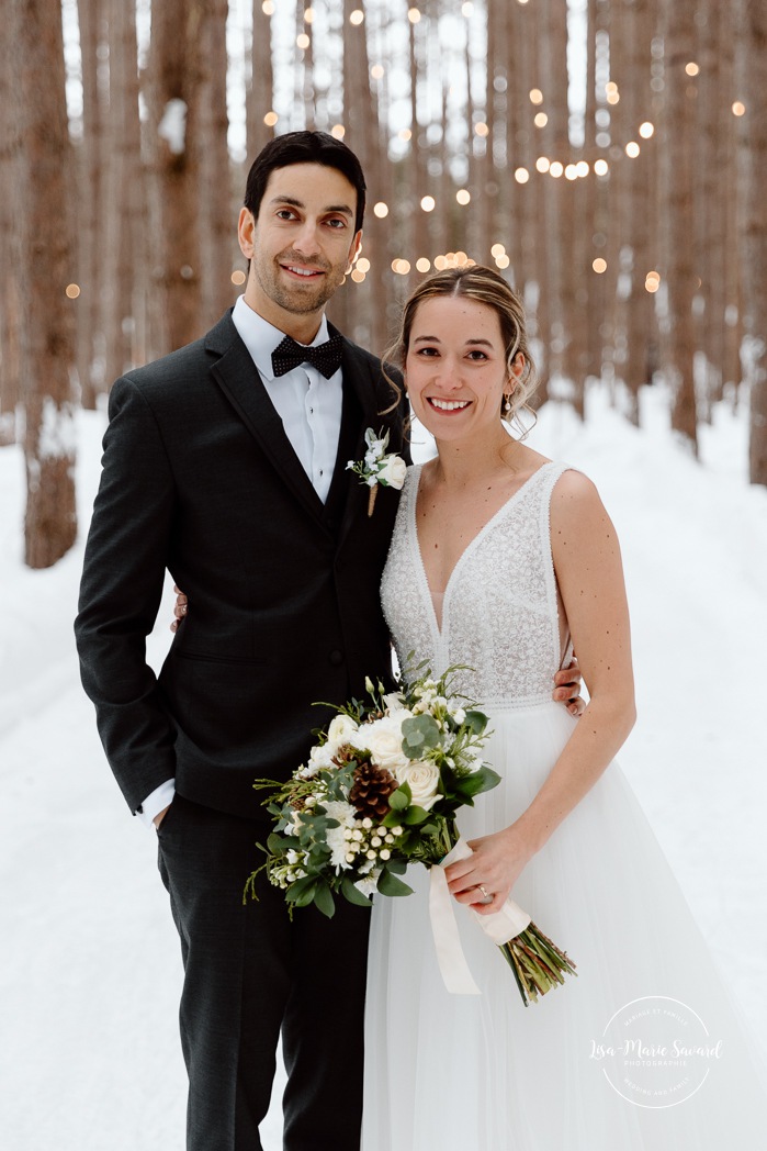 Winter wedding photos ideas. Winter forest wedding photos. Snowy wedding photo. Mariage au Grand Lodge Mont-Tremblant. Photographe de mariage à Mont-Tremblant. Grand Lodge Mont-Tremblant wedding. Mont Tremblant wedding photographer.