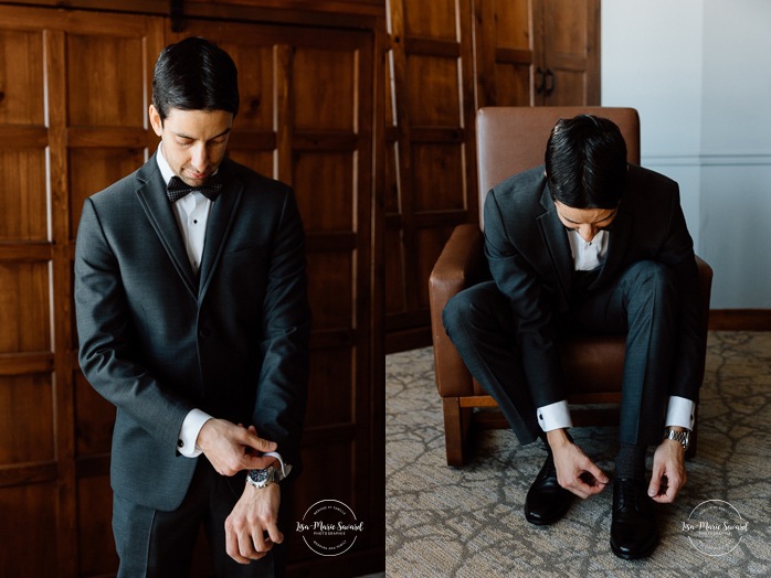 Groom getting ready with groomsmen in wooden cabin. Mariage au Grand Lodge Mont-Tremblant. Photographe de mariage à Mont-Tremblant. Grand Lodge Mont-Tremblant wedding. Mont Tremblant wedding photographer.