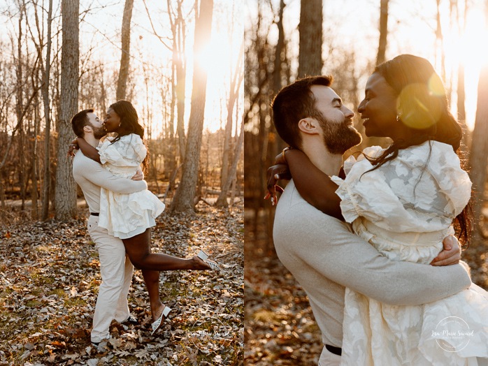 Romantic engagement photos. Wood engagement photos. Mixed couple engagement photos. Biracial couple engagement photos. Séance photo au parc Michel-Chartrand à Longueuil. Photographe de fiançailles à Montréal. Montreal engagement photographer.