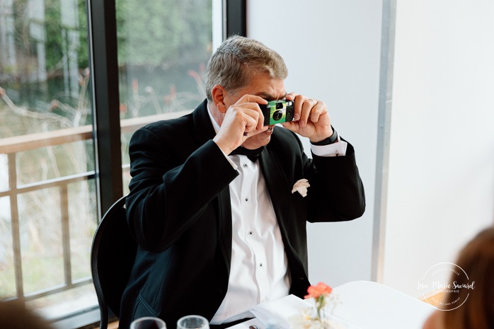 Mariage au Pavillon de la Jamaïque à Montréal. Photographe de mariage à Montréal. Jamaica Pavilion wedding. Montreal wedding photographer.