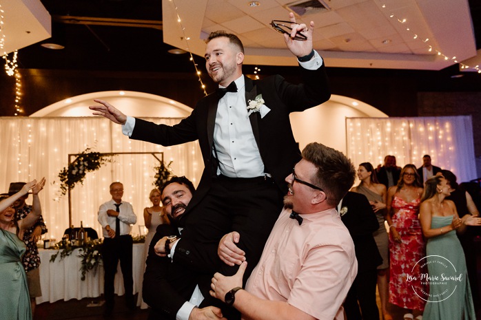 Wedding dancefloor photos. Mariage à l'hôtel Delta Saguenay. Mariage à Jonquière. Photographe mariage Saguenay-Lac-Saint-Jean.