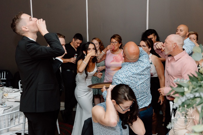 Wedding reception photos. Mariage à l'hôtel Delta Saguenay. Mariage à Jonquière. Photographe mariage Saguenay-Lac-Saint-Jean.
