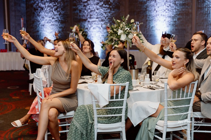 Wedding reception photos. Mariage à l'hôtel Delta Saguenay. Mariage à Jonquière. Photographe mariage Saguenay-Lac-Saint-Jean.