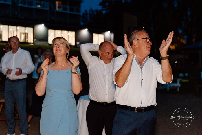 Wedding fireworks photos. Mariage au bord du Lac-Saint-Jean. Auberge des Îles. Photographe mariage Saguenay-Lac-Saint-Jean