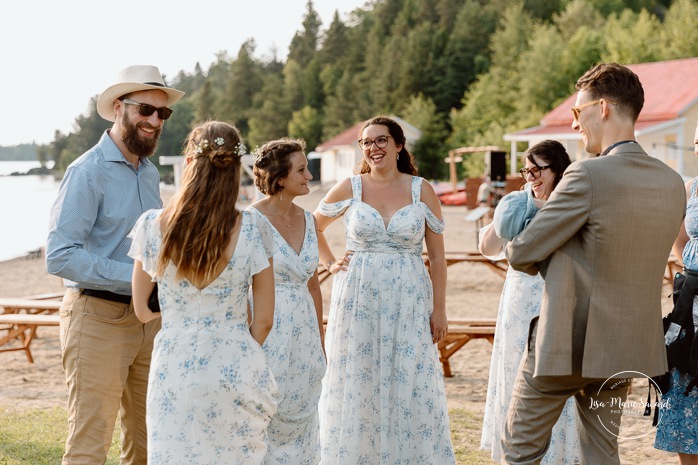 Yacht club wedding photos. Sailboat wedding photos. Marina wedding photos. Mariage au bord du Lac-Saint-Jean avec voiliers. Auberge des Îles. Photographe mariage Saguenay-Lac-Saint-Jean