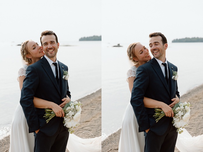 Beach wedding photos. Lakefront wedding photos. Romantic wedding photos. Mariage au bord du Lac-Saint-Jean. Auberge des Îles. Photographe mariage Saguenay-Lac-Saint-Jean