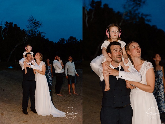 Wedding fireworks photos. Mariage au bord du Lac-Saint-Jean. Auberge des Îles. Photographe mariage Saguenay-Lac-Saint-Jean