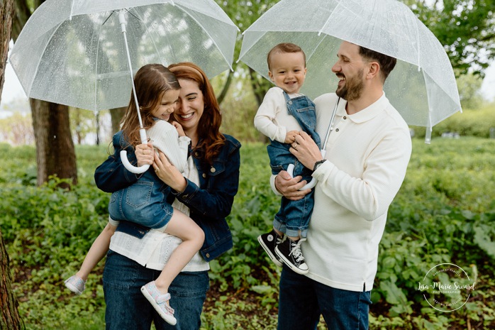 Photographe de famille à Montréal. Photographe familiale à Montréal. Montreal family photographer. Montreal lifestyle photographer.