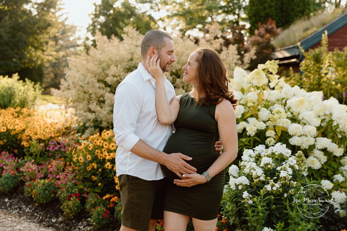 Photographe de maternité à Montréal. Séance photo maternité à Montréal. Montreal maternity photographer. Montreal maternity photoshoot.